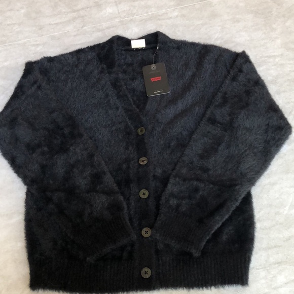Levi’s Woman’s Betty Cardigan Sweater in Black Fuzzy Texture Supper Soft Size XS - Picture 5 of 12